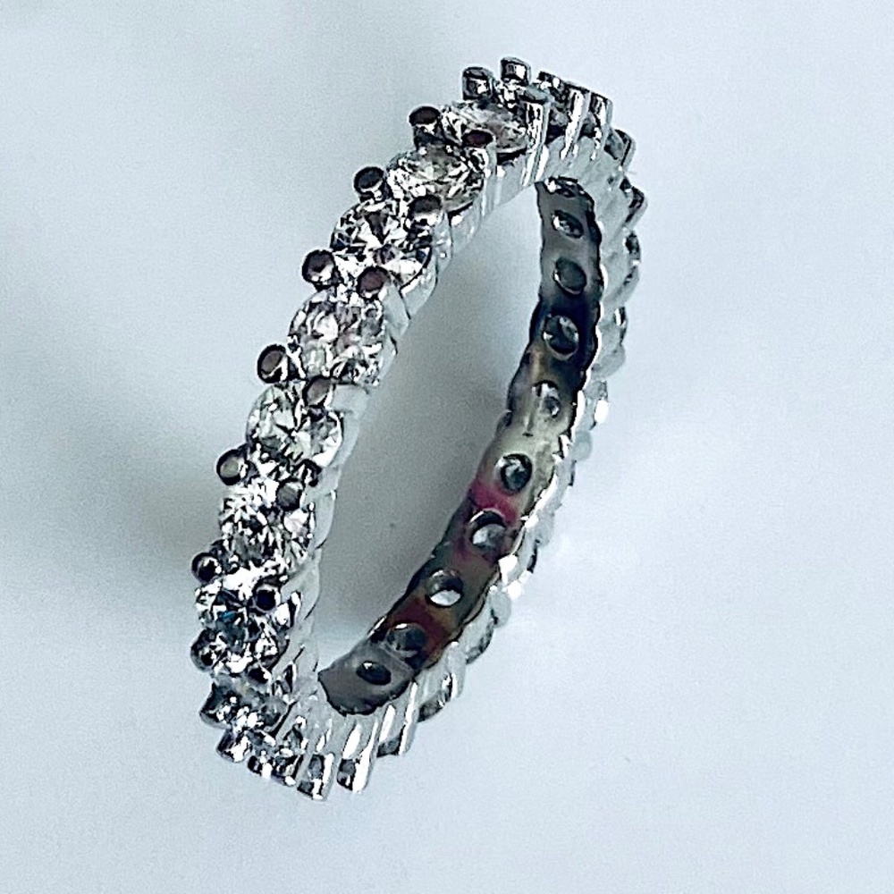 Platinum 2.40ct Diamond Eternity wedding Ring Band